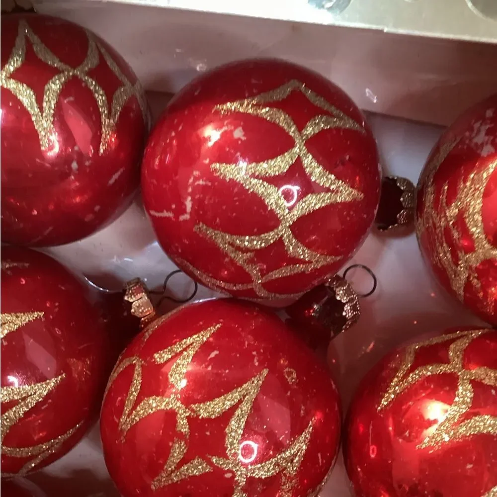 Magic Rauch Festive Red and Gold 11 Vintage Glass Ornaments